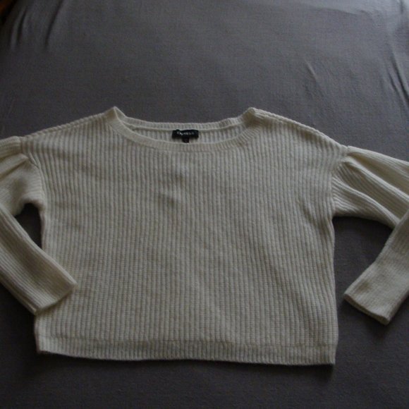EXPRESS Creamy Beige Long Sleeve RIB Knit WOOL Blend Sweater Sz SMALL - Picture 1 of 7
